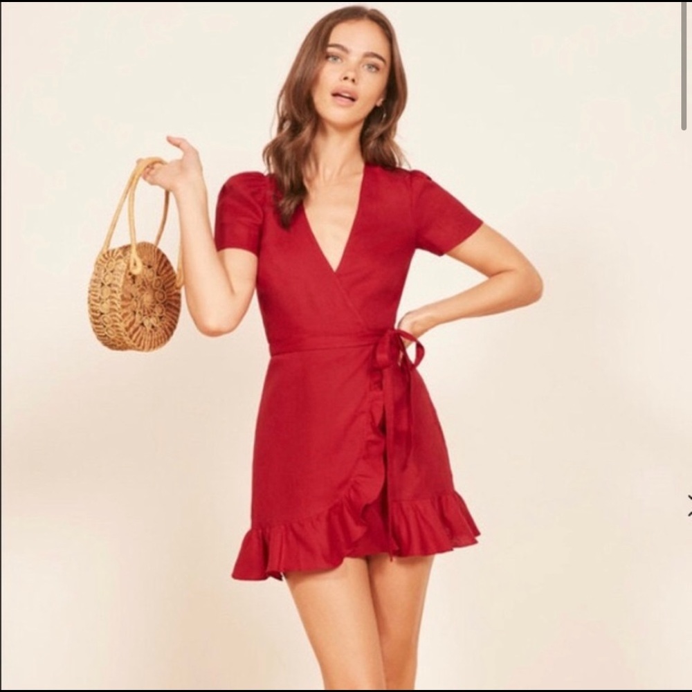 Reformation Sally dress in cherry 1X BNWOT